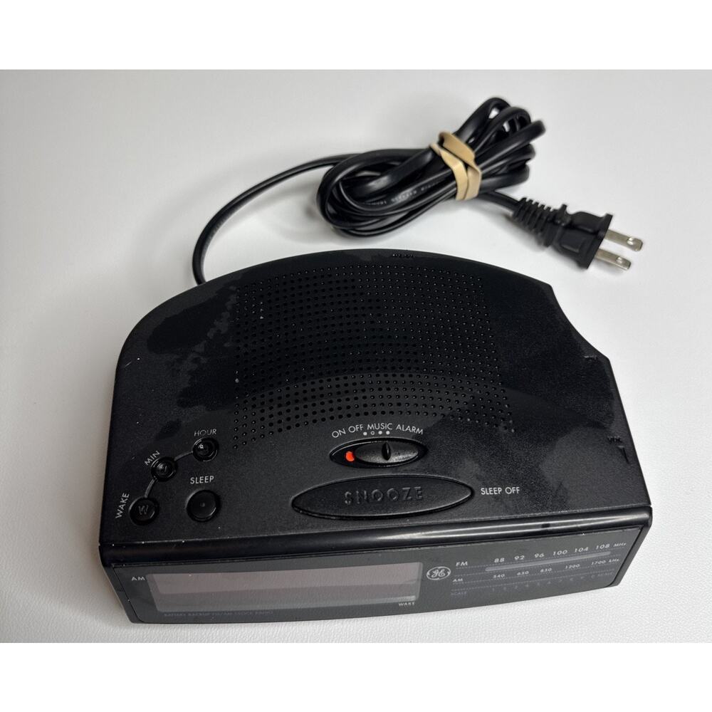 General Electric GE Model 7-4815A Digital Alarm Clock AM/FM Radio Tested Working - Picture 4 of 4